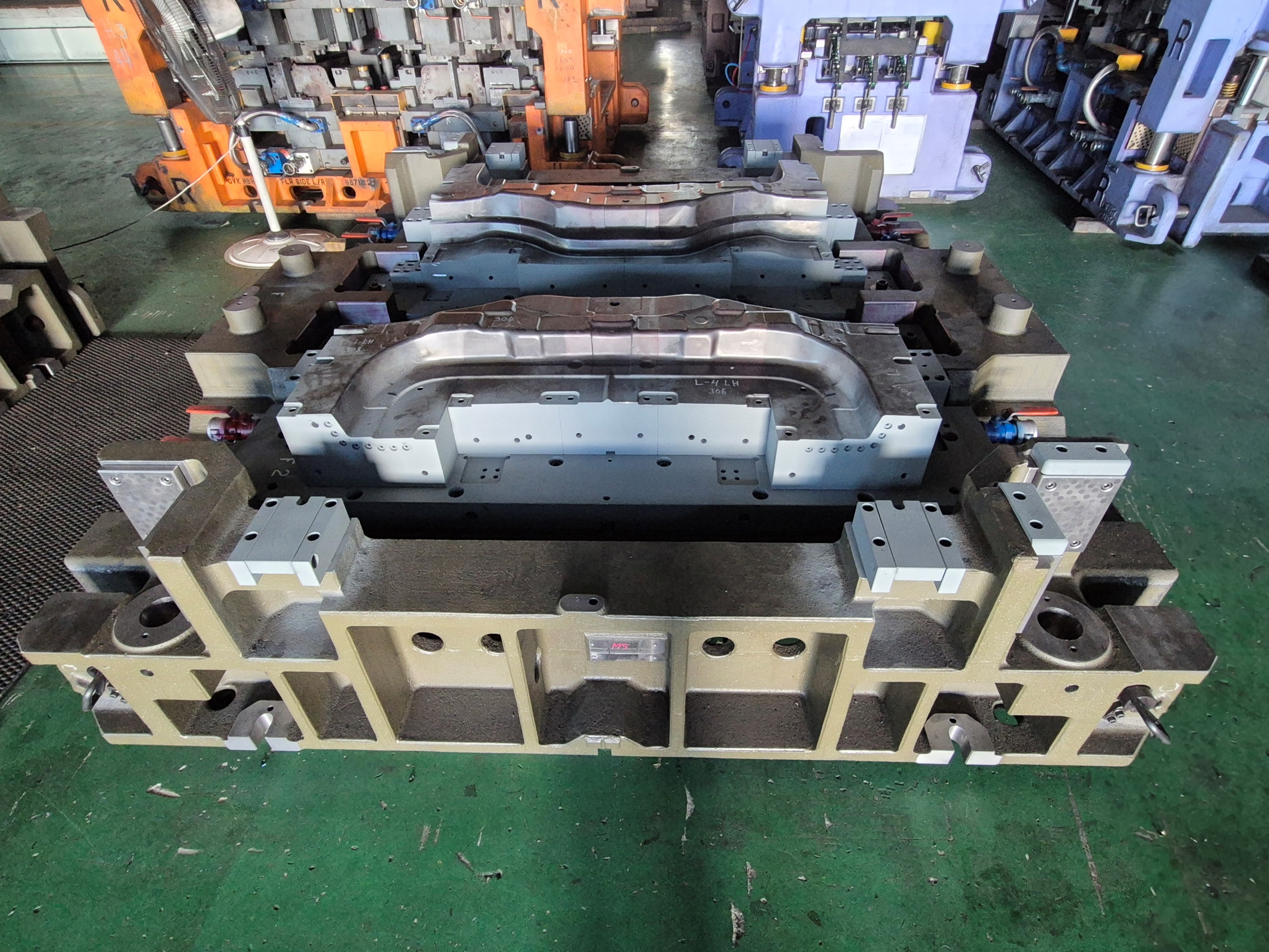 HOT STAMPING DIE 생산업무 3